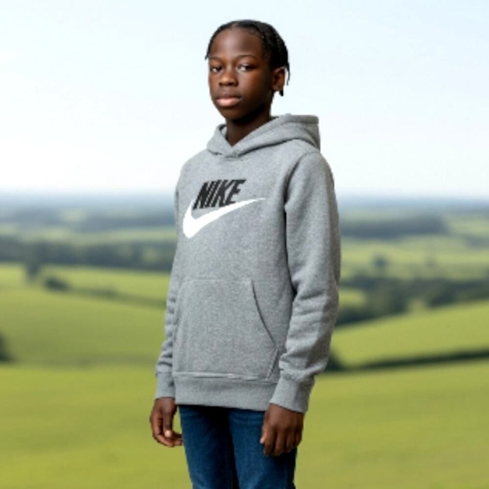 Nike Gray Pullover Hoodie - Boys Size Medium - Pre-owned